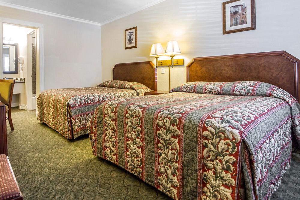 Rodeway Inn - Berkeley Extérieur photo