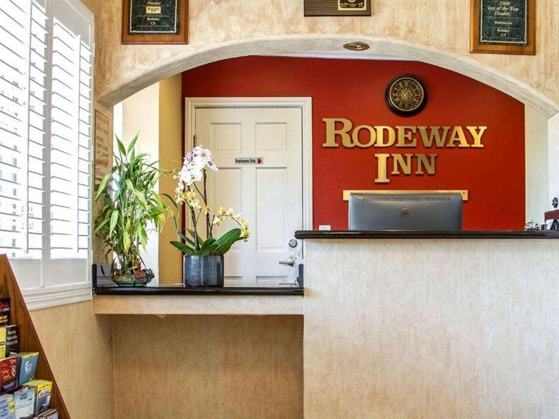 Rodeway Inn - Berkeley Extérieur photo