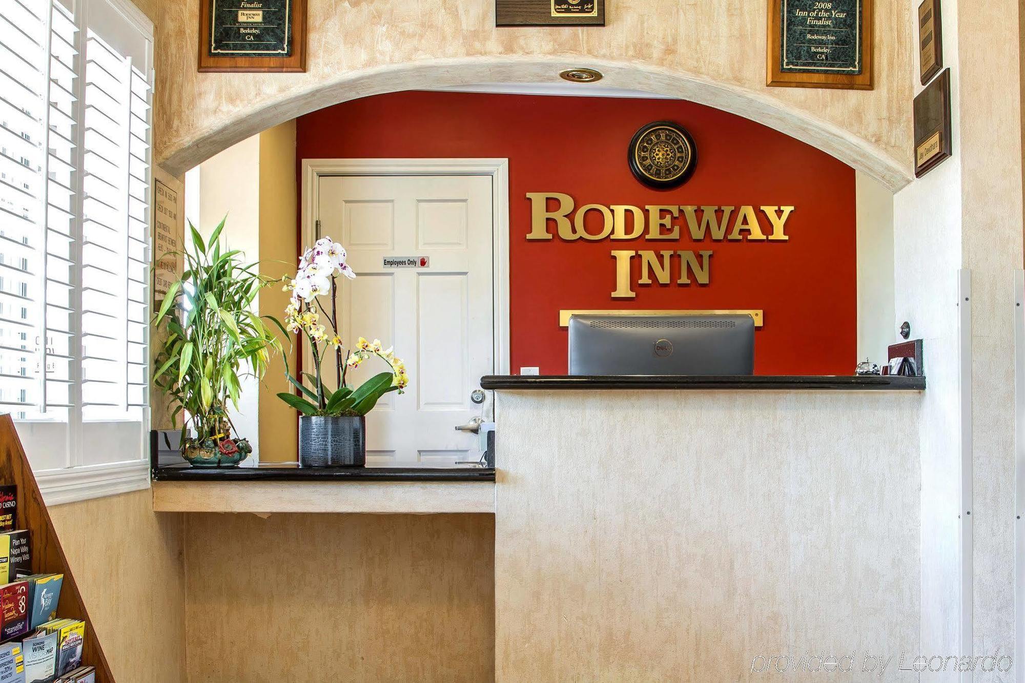 Rodeway Inn - Berkeley Extérieur photo